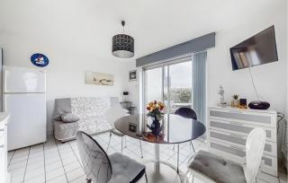 1 Bedroom Nice Apartment In Guidel - Guidel - 8