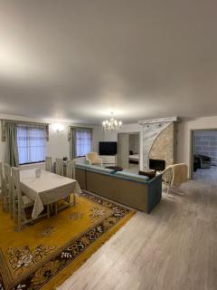 Holidays Home 4 You - Rădăuţi - 6