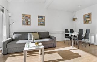 1 Bedroom Amazing Apartment In Nexø - Neksø - 7