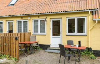 Gorgeous Apartment In Svaneke With Wifi - Svaneke - 2