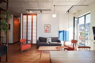 Modern 1BR apt w spacious balcony & a bathtub - 3