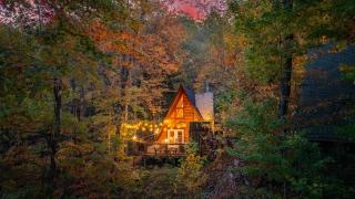 3 Miles to Gsmnp & Dtwn Good Views HotTub A-Frame - Gatlinburg - 4
