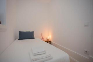 Liiiving in Porto - Clérigos Terrace Apartment - 8