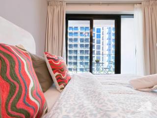 Urban Charm Studio with Balcony in Riviera - 6