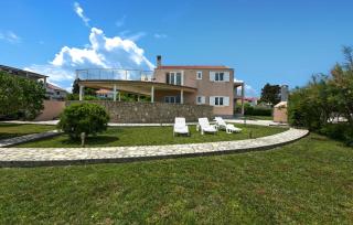 2 Bedroom Cozy Apartment In Ugljan - Ugljan - 3