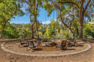 Brazos Riverside Cottage - Family, Fun Getaway - 5