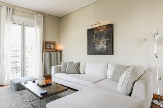 Homz AH07 Top floor 2-bedroom flat near Kallimarmaro - Atene - 0