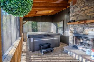 Osprey - Family Cabin, Hot Tub, Game Room, Theater - Blairsville - 6
