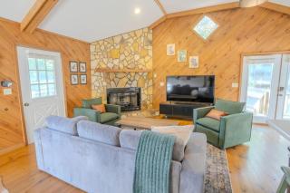 Tanager - Romantic Cabin, Porch, Mountain View - Blairsville - 1