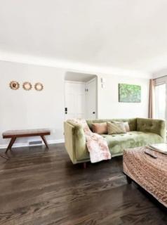 Grosse Pointe 3BR Lower flat - 6