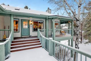 Castle Glen Gem #2220 - 5