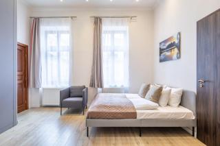 Ultra Central - NEW - Quiet Sleep - Budapest - 3