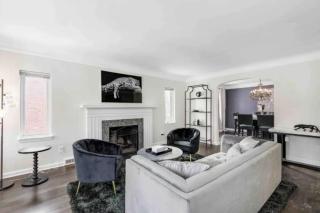 Grosse Pointe 3 bed upper flat - 9
