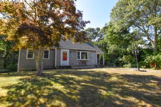 Close to Bayside Game Room w Pool Table - 4