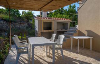 Cozy Apartment In Zlarin With Wifi - Zlarin - 9