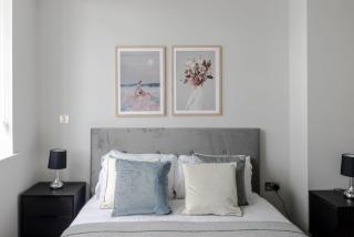 London's Calling - Farringdon - by Frankie Says - London - 6