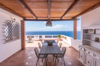 Villa Dafne Gulf Views Pool and Guest Services - Massa Lubrense - 7