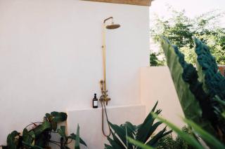 Magical Lower Villa with Pool And Ocean Views - Malucano - 4