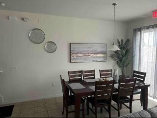 Family Paradise 4BR Compass Bay Townhome Sleeps 11 - 2