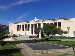 Penthouse archeol musiem, 3BDR, big balcony, wifi 200 mbps fiber - Athens - 9