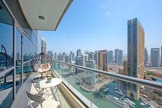 Warm and Airy 1-Bedroom Apartment with exceptional views in Dubai Marina - Dubai - 0