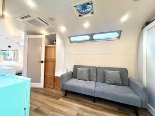 Airstream Legacy - 4