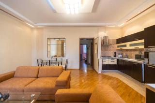 Entire Apartment in the City Centre - 1