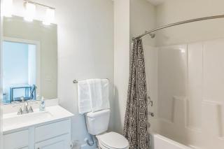 Stylish Townhome with Pool Clubhouse Amenities - Clemson - 5