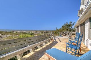 Jonahs Whale by Oak Island Accommodations - Caswell Beach - 3