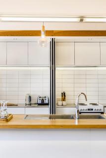 Spacious room in the heart of K Road- Shared Apartment! - Auckland - 1