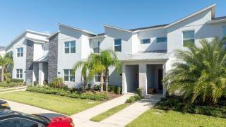 WonderFull 4Bd with Pool at Champions Gate Resort 8945 - 8