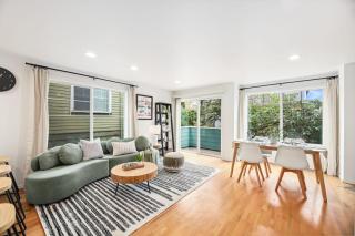 Green Lake Remodelled home with AC garage yard - 1