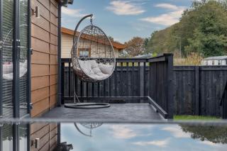 York Family Luxury Cabin with hot tub - York - 8