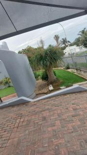 At Lilac Cottage, Jeffreys Bay, Cozy Stay for Two - 1