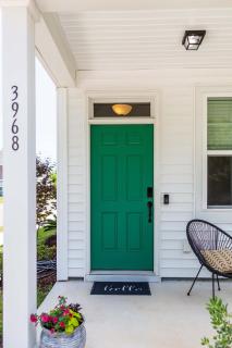 Creekside Bungalow Park Circle 15m dtwn CHS - 4