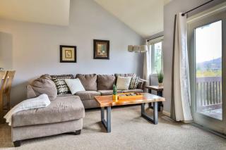 Spacious 3 BR Condo Steps Away From Slopes - Hunter - 5
