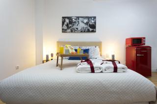 -MalagaSunApts-Estudio Picasso Capuchinos - Málaga - 3