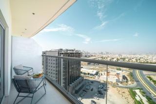 Frank Porter - Bella Rose - Dubai - 0