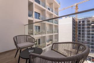 Indulge in Peace in this Studio in JVC that Sleeps 2 - Dubai - 3