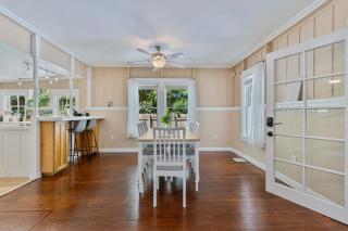 Mango Grove- Charming Cottage in the Grove - Miami - 1