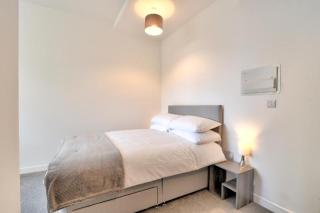 Modern new redeveloped studio Apartment in Clacton - Clacton-on-Sea - 3