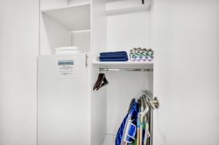 ULTRA spacious apartment steps from the beach - Hollywood - 4