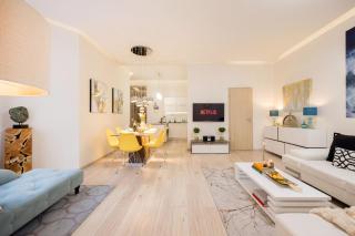Designer Luxury Home Next To Dohany Synagogue with Balcony - Budapest - 9