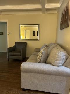 Spacious bright room in Prime Silicon valley location - 2