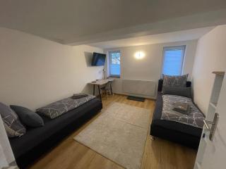 Exklusive Zimmer mit geteiltem Bad und Küche KG - Stadtilm - 8