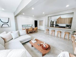 Casa Boho Modern House With Parking in San Juan - 0