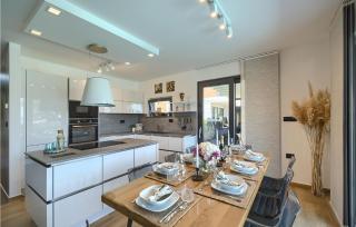 4 Bedroom Gorgeous Home In Pomer - Pomer - 5