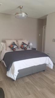 Summerstrand Holiday Apartment, Erasmus Drive, PE - 6