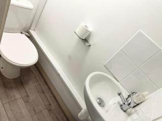 4 Bed House-Garden-Parking-15 min Elizabeth Line - 8
