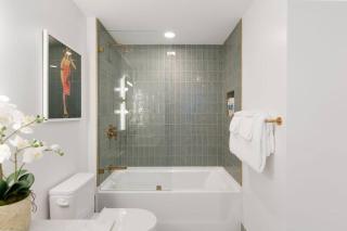 601 Residences High Floor 1BR Downtown Miami - Miami - 4